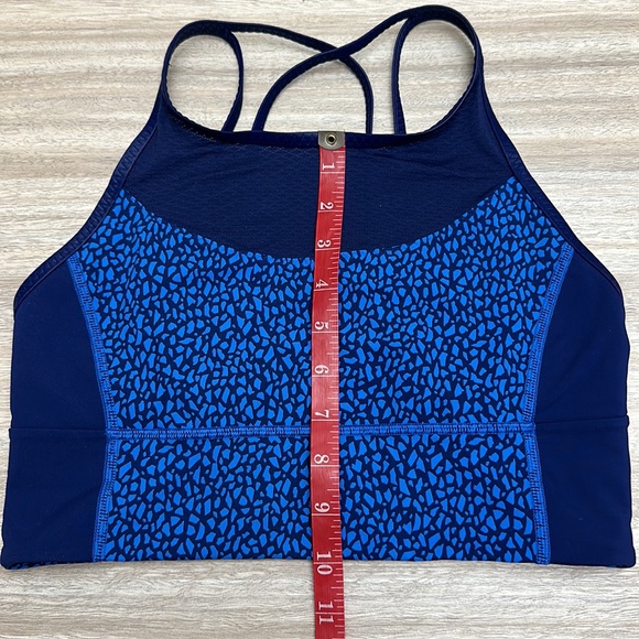 Lululemon longline bra size 8 - Picture 4 of 6